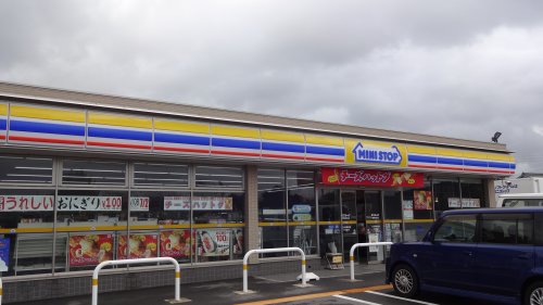 コンビニ　ミニストップ 東阿知和店（コンビニ）まで456m