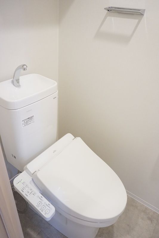 トイレ　☆清潔感のあるトイレです☆