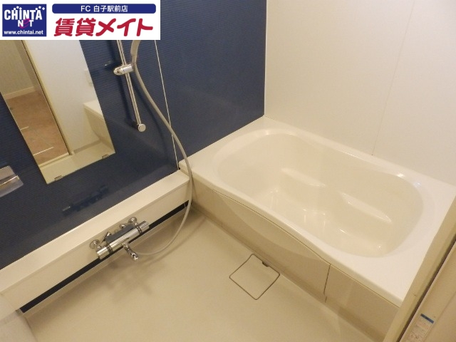 バス・シャワールーム　別部屋参考写真です