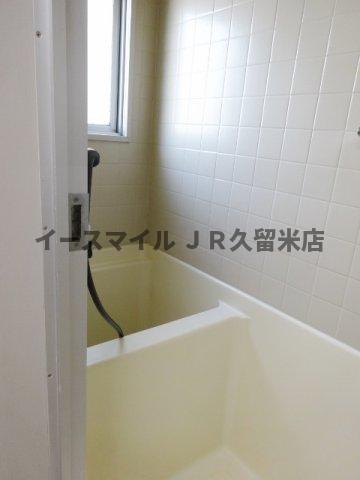 バス・シャワールーム　ゆったり過ごせるお風呂です