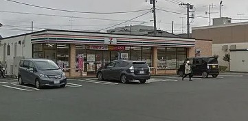 コンビニ　セブンイレブン大和上和田店（コンビニ）まで700m