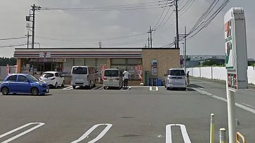 コンビニ　セブンイレブン大和上和田中央店（コンビニ）まで753m