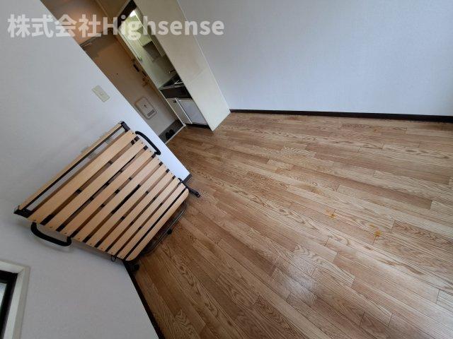 その他部屋・スペース　明るい色調の室内です