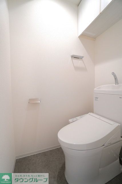 トイレ　※写真は同タイプ住戸です。