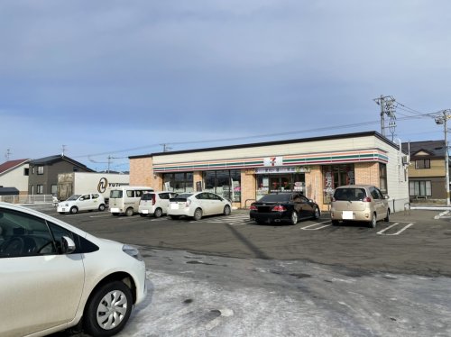 コンビニ　セブンイレブン 釧路昭和中央店（コンビニ）まで759m