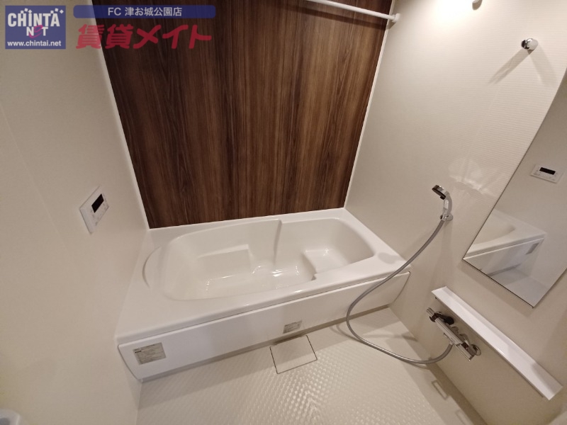 バス・シャワールーム　同型タイプ画像