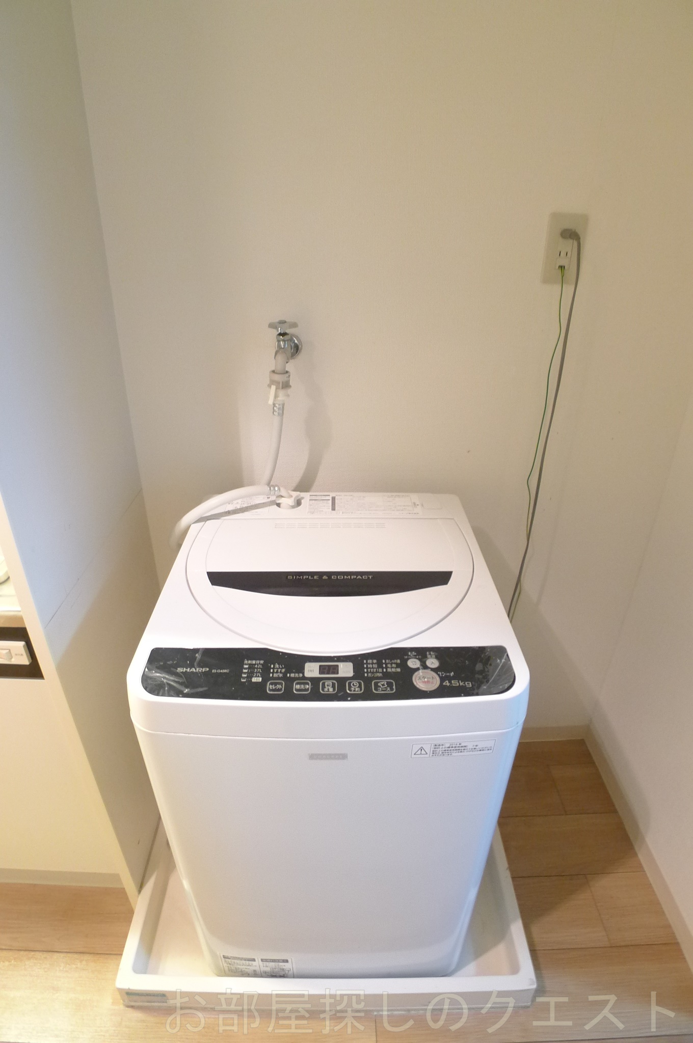 洗面設備　（写真はモデルルームのため家具・家電はつきません。）
