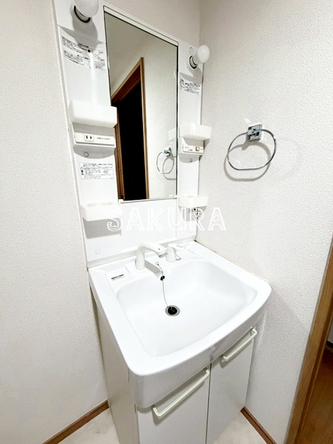 洗面設備　身支度に便利な洗面台♪