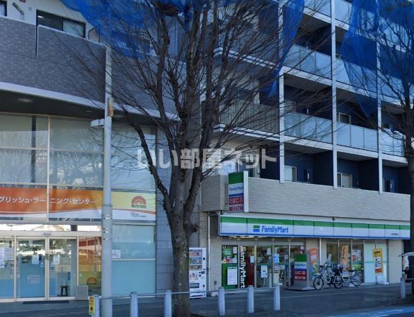 コンビニ　ファミリーマート 大宮吉敷町店（コンビニ）まで474m