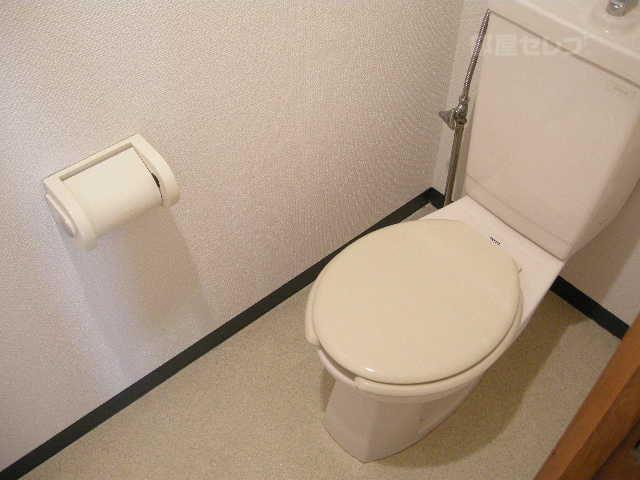トイレ　清潔感のあるトイレ。