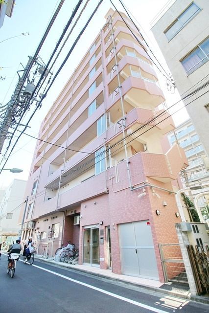 建物外観　☆駅からの距離が近く商店街も至近。買い物にも便利です☆