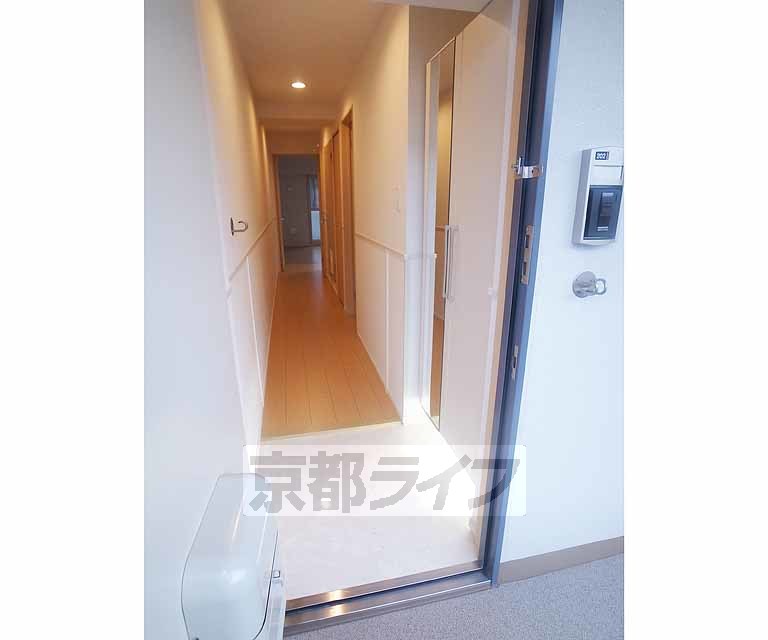 玄関　玄関からです！
