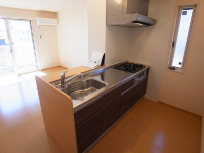 キッチン　同物件別部屋参考写真