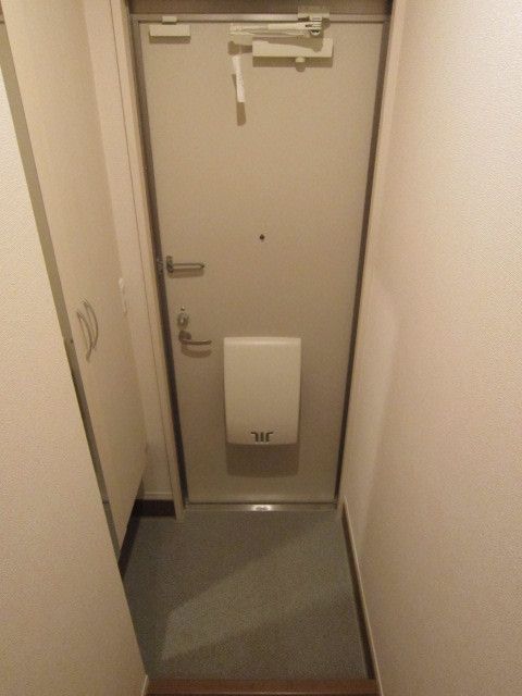 玄関　★お問い合わせはタウンハウジングまで★