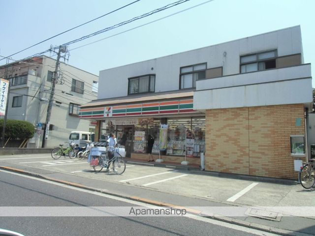 コンビニ　セブンイレブン（コンビニ）まで558m