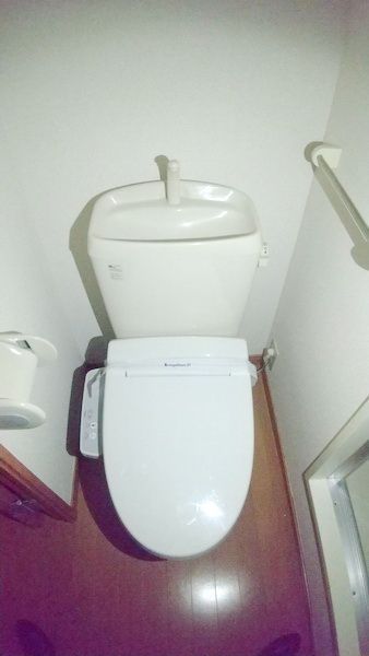 トイレ　トイレ