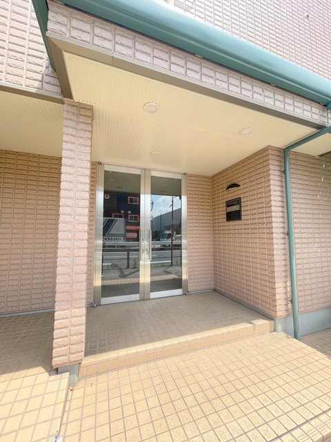 エントランス　★安心のオートロック★