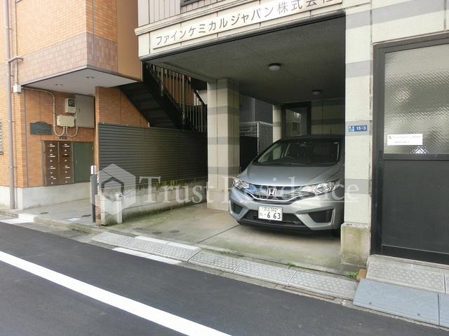 エントランス　エントランス前