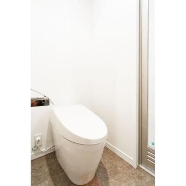 トイレ　トイレもきれいです