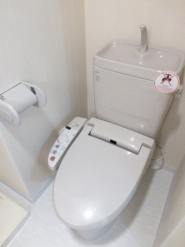 トイレ　別部屋参考写真