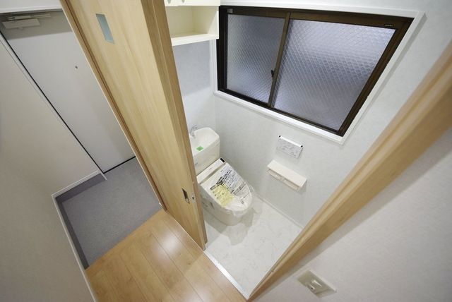 トイレ　※別部屋参考写真