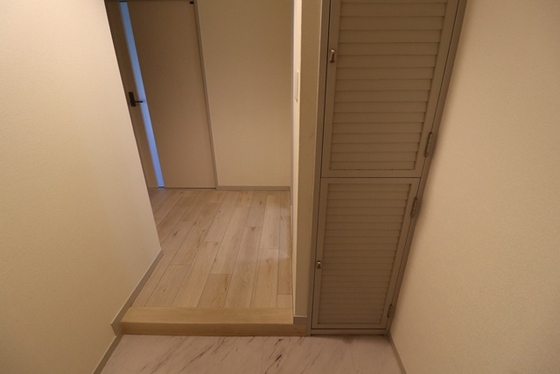 玄関　※別部屋の写真です