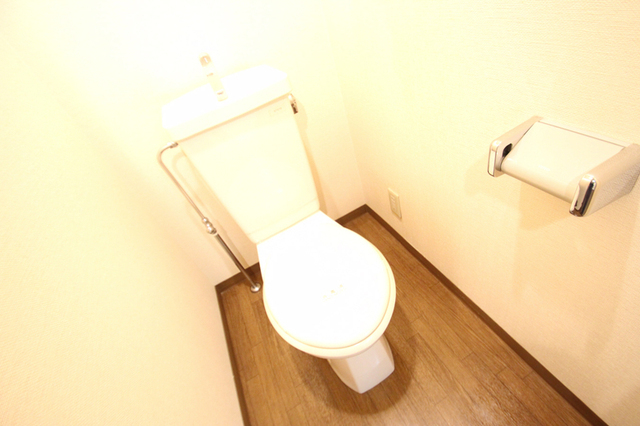 トイレ　清潔感あるトイレです