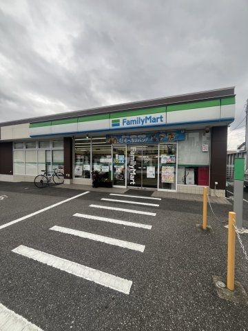 コンビニ　ファミリーマート 松戸岩瀬店（コンビニ）まで334m
