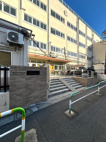 中学校　荒川区立第七中学校（中学校）まで536m