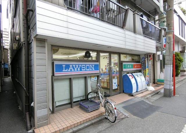 コンビニ　ローソン（コンビニ）まで379m