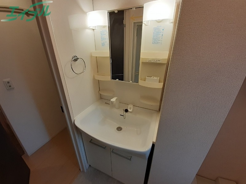 洗面設備　同物件別室画像