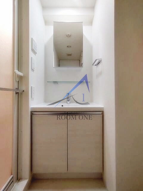 洗面設備　洗面台です。