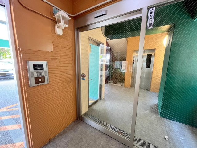 エントランス　Ｅｍｉｎｅｎｃｅ　ｉｎ　宇地泊★宜野湾市宇地泊エリア