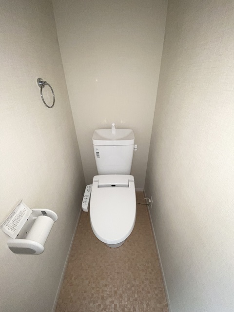 トイレ　シャワー機能まで抑えてますよ