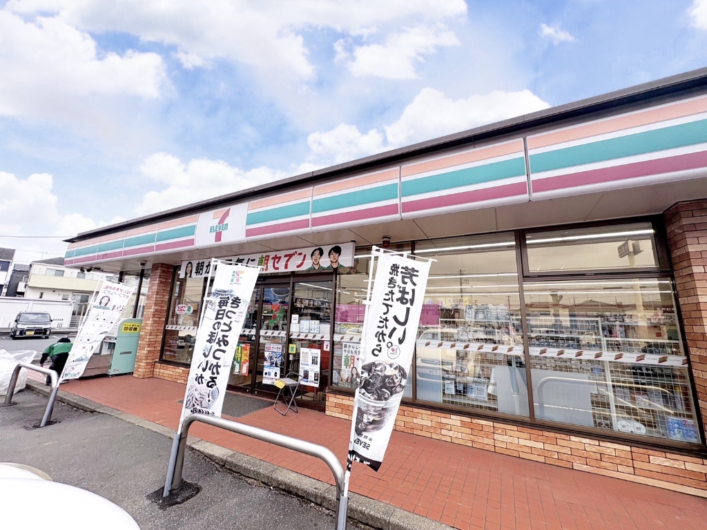 コンビニ　セブン-イレブン 千葉小倉町店（コンビニ）まで608m
