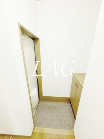 玄関　玄関です。