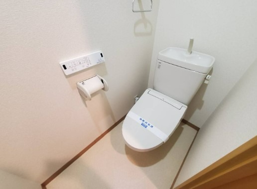 トイレ　同型イメージ