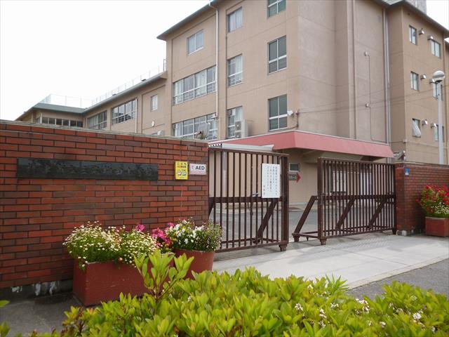 小学校　摂津市立三宅柳田小学校（小学校）まで2202m