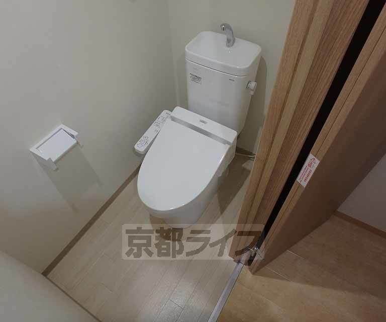 トイレ　ウォシュレット付きトイレです。