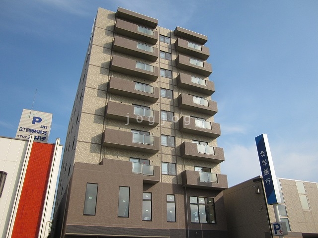 建物外観　マーベラスホーム事務所