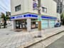 コンビニ　ローソン 勝山三丁目店（コンビニ）まで221m