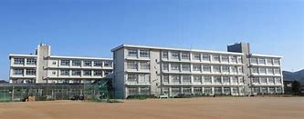 中学校　姫路市立朝日中学校（中学校）まで1221m