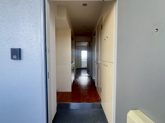 玄関　※別部屋の写真