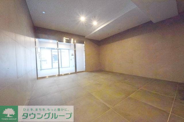 エントランス　広々なエントランス