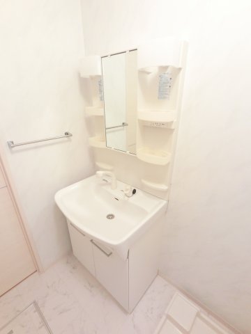 洗面設備　※仕様が異なる場合がございます
