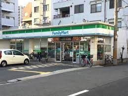 コンビニ　ファミリーマート 鷺洲五丁目店（コンビニ）まで300m