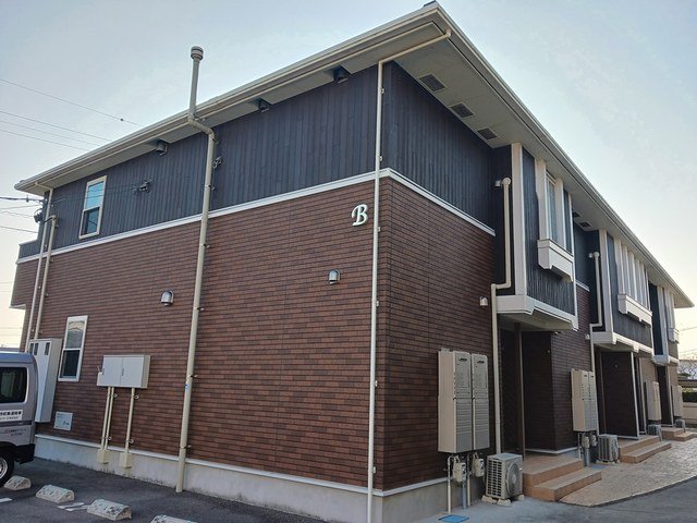 建物外観　外観は落ち着いています
