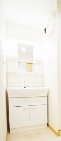 洗面設備　洗面台です。