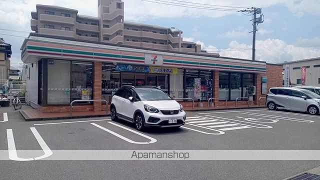 コンビニ　セブン－イレブン福岡警弥郷１丁目店（コンビニ）まで382m
