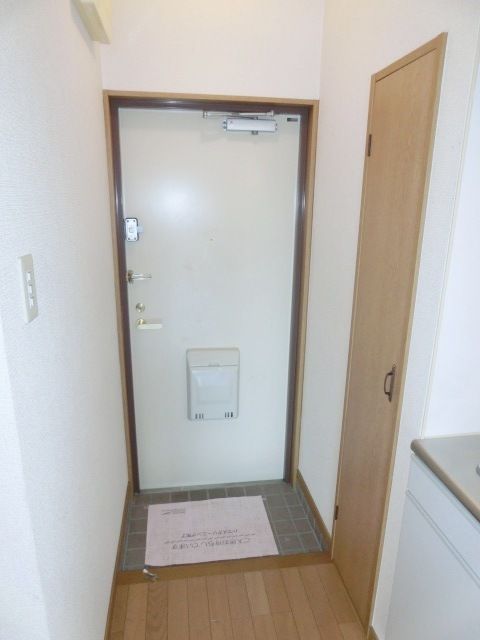 玄関　玄関スペースです